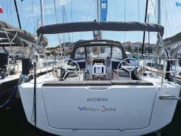 Dufour 430 in Sardinia / Portisco / Marina di Portisco thumbnail 17