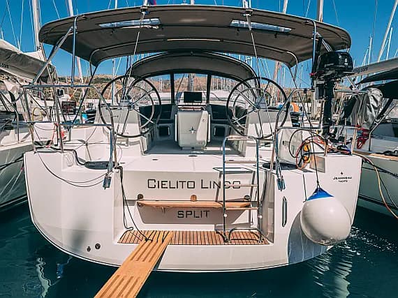 Jeanneau 54 in Seget Donji / Marina Baotić - image 1