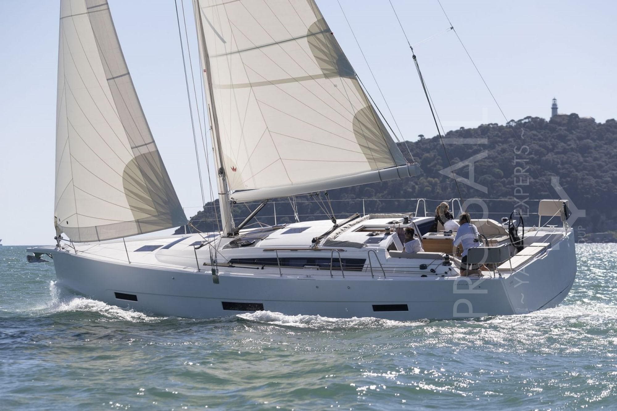 Dufour 430 in Marmaris / Adaköy Marina - image 1