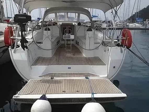 Bavaria 40 Cruiser in Lefkada / Nydri Port - Photo 1