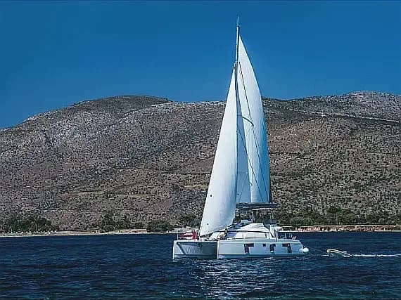 Nautitech 46 Fly in Lavrion / Olympic Marina - Photo 1