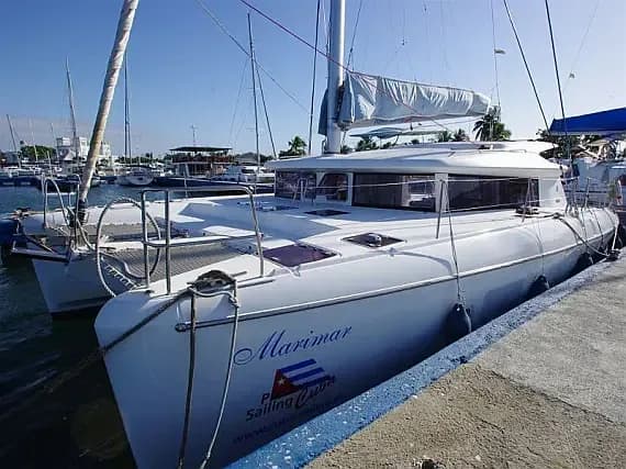 Lagoon 421 in Cienfuegos / Marlin Marina Cienfuegos - Photo 1