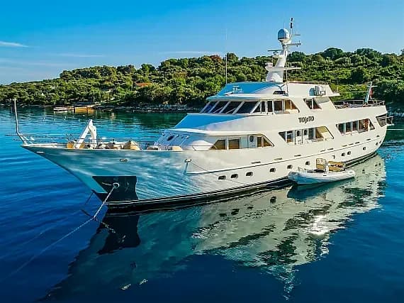 Benetti Classic 115 in Trogir / ACI Marina Trogir - Photo 1
