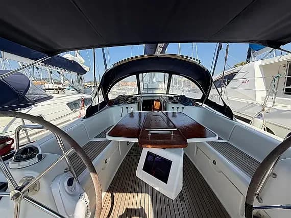 Oceanis 43 in Mallorca / Palma de Mallorca / La Lonja Marina Charter - Photo 1