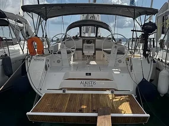 Bavaria Cruiser 46 in Kefalonia / Sami Port - Photo 1