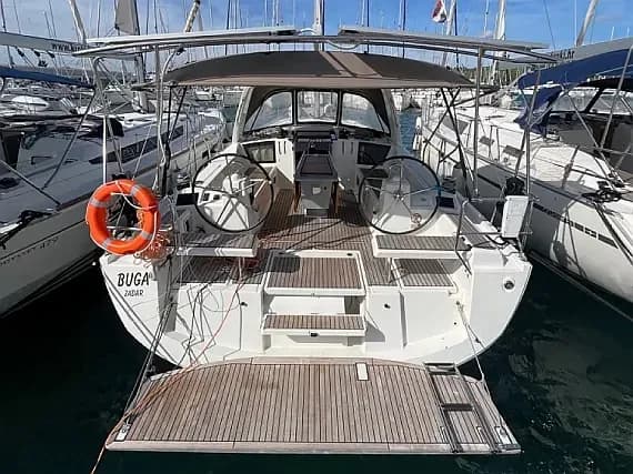 Oceanis 41.1 in Sukošan / D-Marin Dalmacija Marina - Photo 1