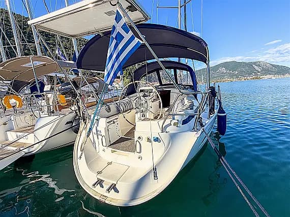 Bavaria Cruiser 32 in Lefkada / Vliho Yacht Club - image 1