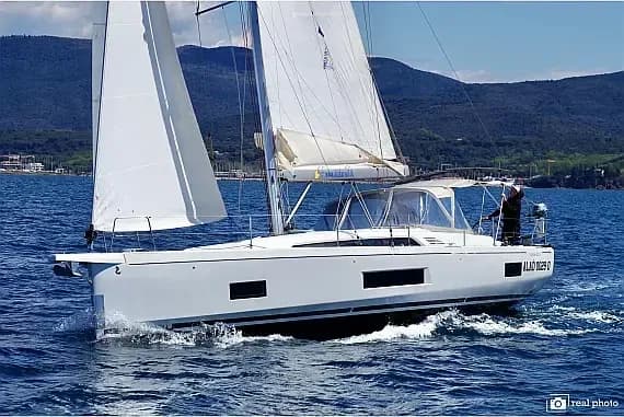 Oceanis 46.1 in Puntone / Marina di Scarlino - Photo 1