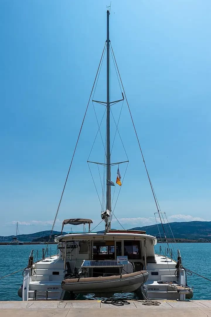 Lagoon 400 S2 in Volos / Port of Volos - Photo 1