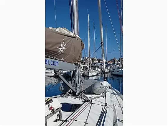 Sun Odyssey 410 in Mallorca / Palma de Mallorca / La Lonja Marina Charter - Photo 1