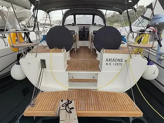 Elan Impression 45.1 in Lavrion / Olympic Marina - Photo 1
