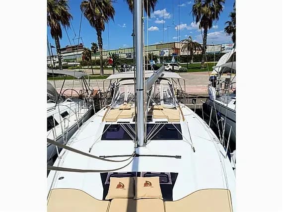 Dufour 390 Grand Large in Castellammare di Stabia / Marina di Stabia - Photo 1