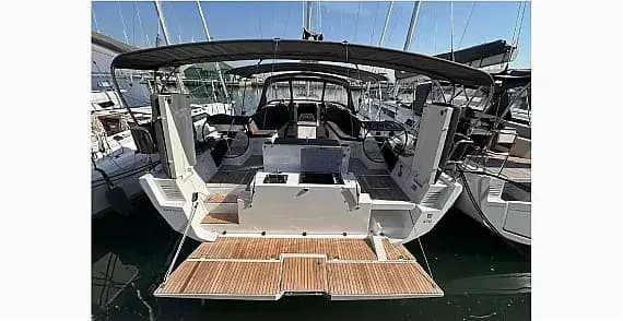 Dufour 470 in Salerno / Marina d'Arechi - Photo 1