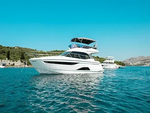 Bavaria R40 in Seget Donji / Marina Baotić - Photo 1