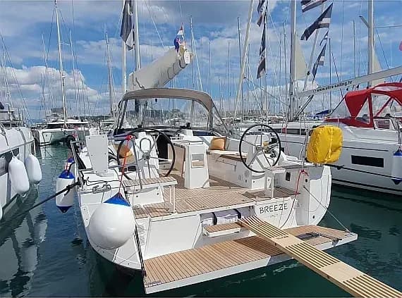 Oceanis 37.1 in Split / ACI Marina Split - Photo 1
