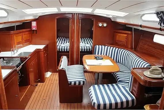 Oceanis 473 in Lefkada / Nikiana Marina - Photo 1