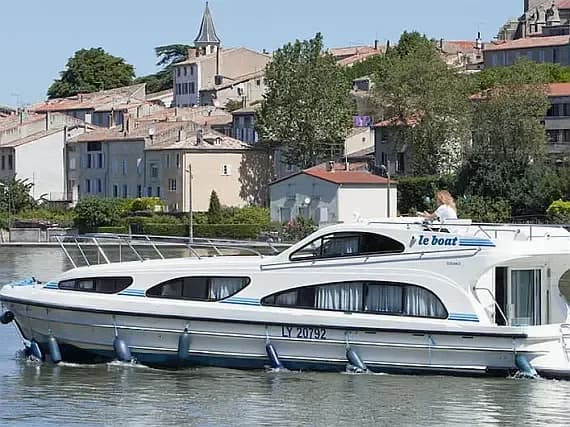 Elegance in Carrick on Shannon / The Marina - Photo 1