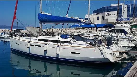 Sun Odyssey 409 in Baška Voda / Marina Baška Voda - Photo 1