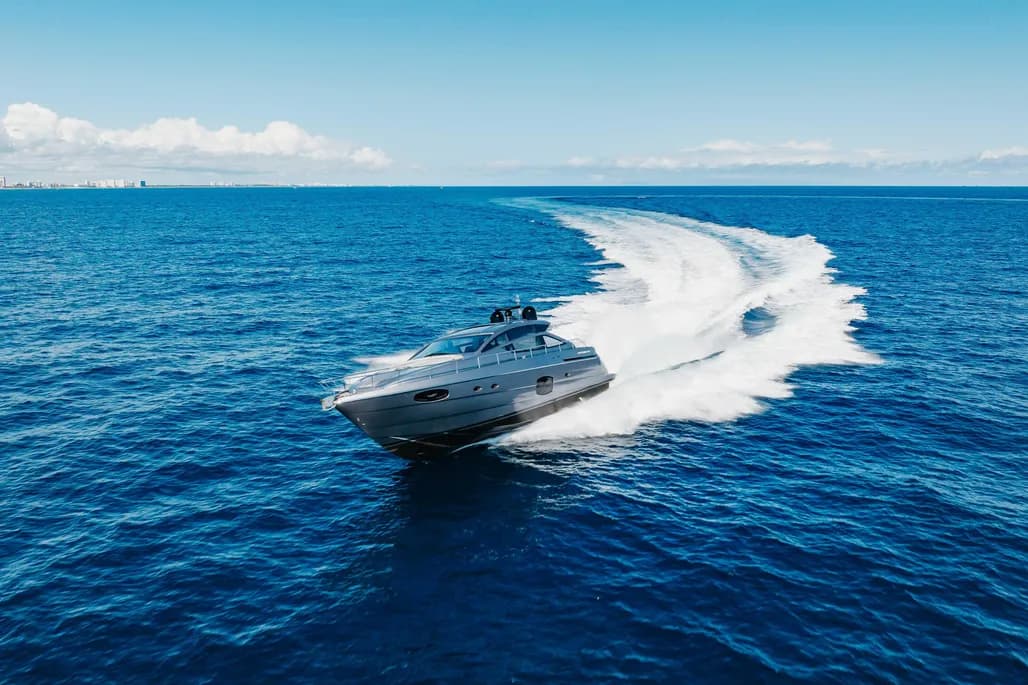 Pershing 62