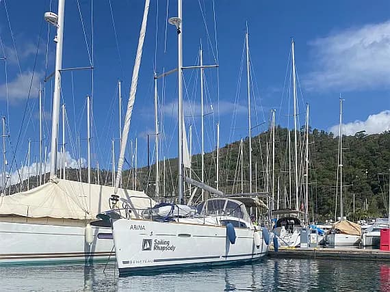 Oceanis 40 in Marmaris / Adaköy Marina - image 1