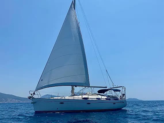 Bavaria 42 in Athens / Alimos Marina - image 1