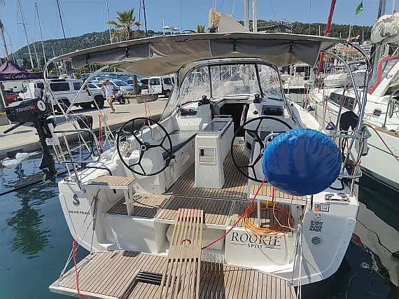 Oceanis 34.1 in Split / ACI Marina Split - image 1