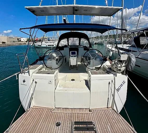 Sun Odyssey 419 in Sukošan / D-Marin Dalmacija Marina - Photo 1