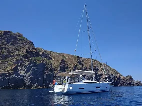 Dufour 390 Grand Large in Sicily / Furnari / Marina Portorosa - Photo 1