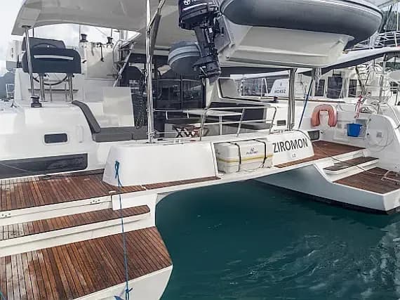 Lagoon 42 in Eden Island / Mahe, Victoria / Eden Island Marina - Photo 1