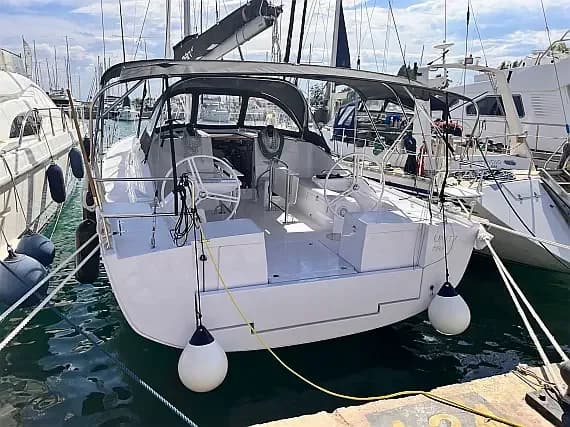 Elan Impression 43 in Kalamata Port - Photo 1