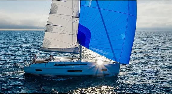Oceanis 40.1 in Sardinia / Olbia / Marina di Olbia - image 1