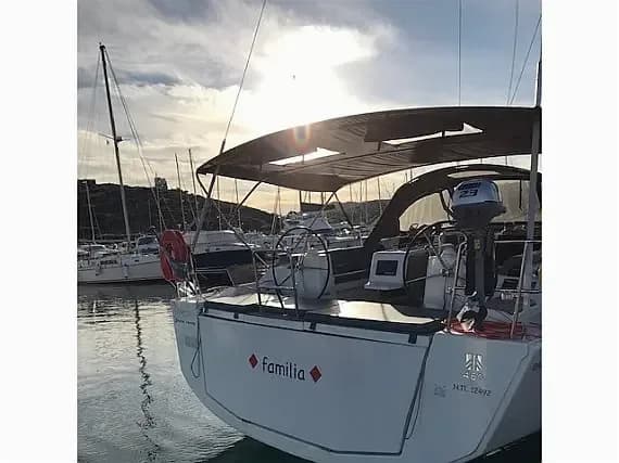 Dufour 460 Grand Large in Athens / Alimos Marina - Photo 1