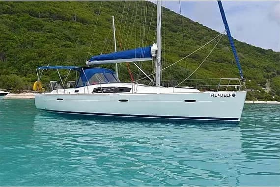 Oceanis 43 in Fethiye / Ece Marina - image 1