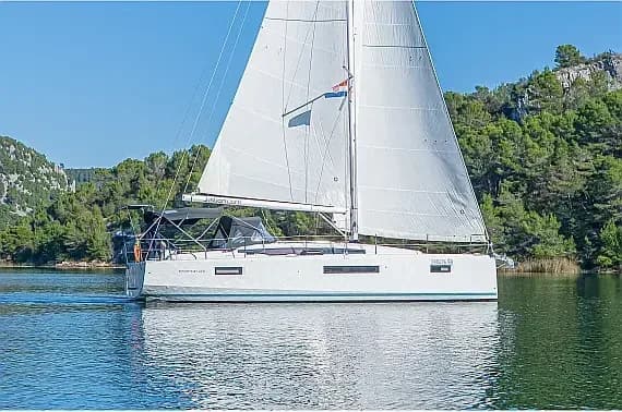 Sun Odyssey 410 in Skradin / ACI Marina Skradin - Photo 1