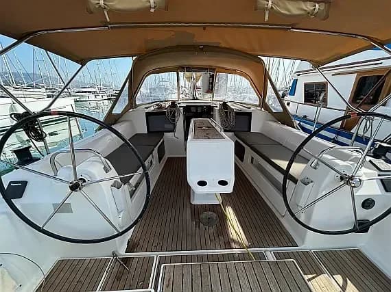 Dufour 412 Grand large in Corfu / Gouvia / D-Marin Marina Gouvia - Photo 1