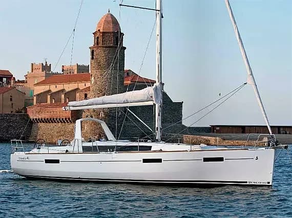 Oceanis 41.1 in Primošten / Marina Kremik - Photo 1
