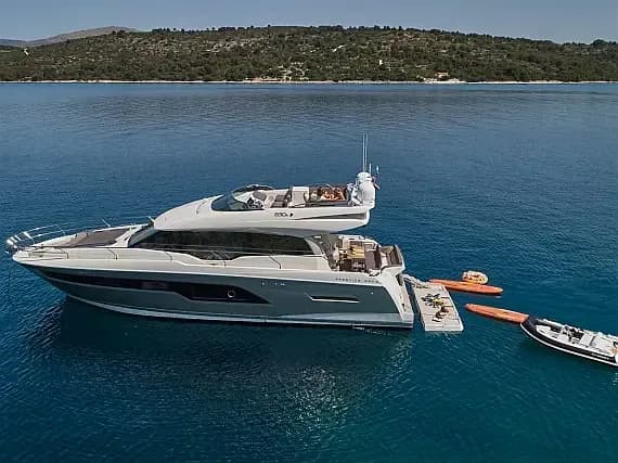 Prestige 630S in Trogir / SCT Marina Trogir - Photo 1