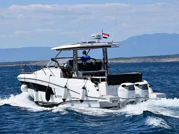 Cap Camarat 10.5 WA in Zadar / Marina Zadar - Photo 1