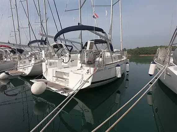 Oceanis 35.1 in Medulin / Marina Medulin - Photo 1